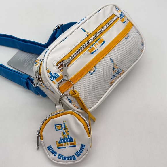 Disney Walt Disney World 50th Anniversary Cinderella Castle Purse/belt Bag - Picture 8 of 10